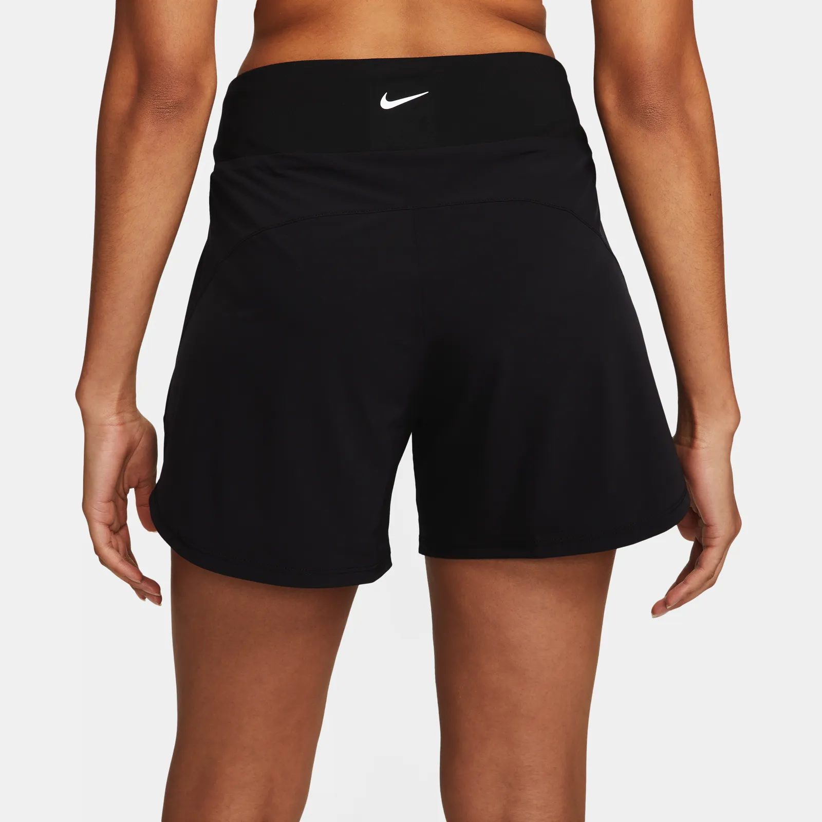 Kurze Hosen Nike Bliss Dri-FIT DX6020-010