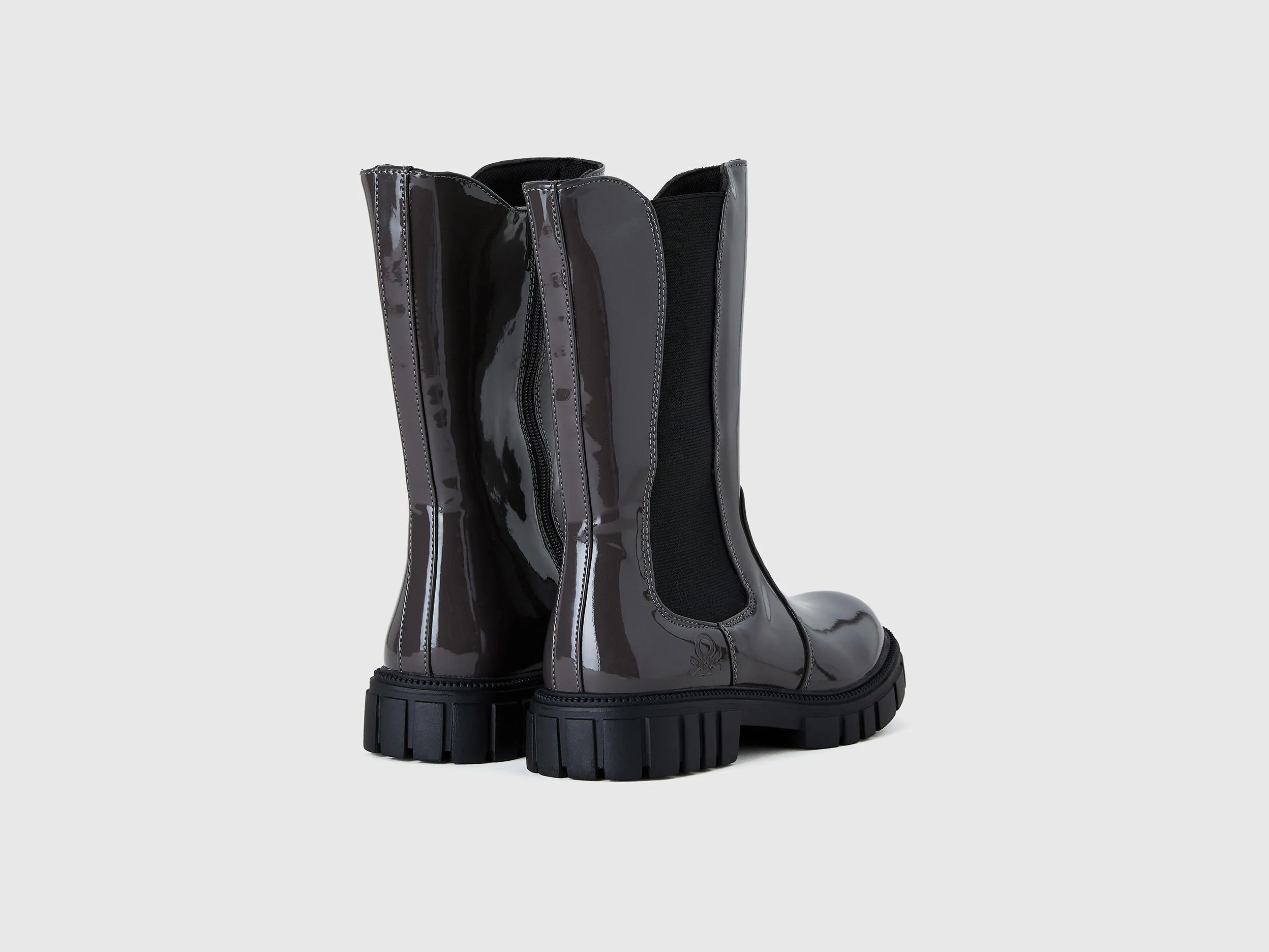 Stiefel aus beschichtetem Stoff